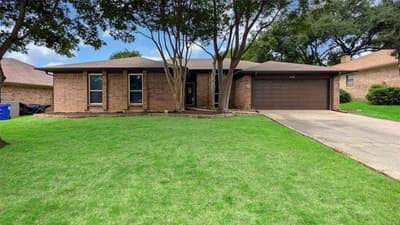 510 Evans Drive, Euless TX 76040