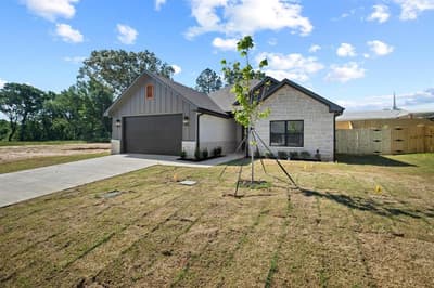 212 Central Park Court, Athens TX 75751 - Photo 2