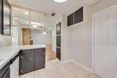 809 Buffalo Drive, Arlington TX 76013 - Photo 5