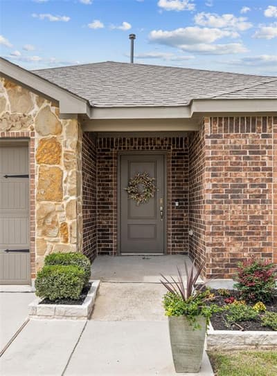 4109 Spur Trail Drive, Denton TX 76208 - Photo 4