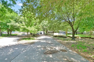 5313 Hidden Oaks Lane, Arlington TX 76017 - Photo 5