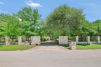 5313 Hidden Oaks Lane, Arlington TX 76017 - Photo 4