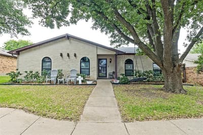 10826 Wallbrook Drive, Dallas TX 75238 - Photo 2