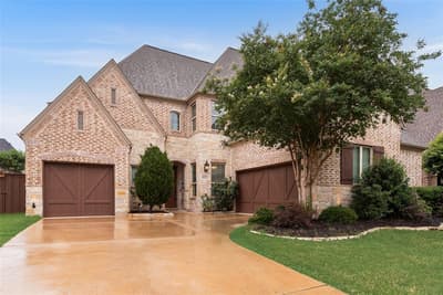 1025 W Bluff Way, Roanoke TX 76262