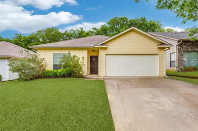 400 Stockard Street, Lake Dallas TX 75065