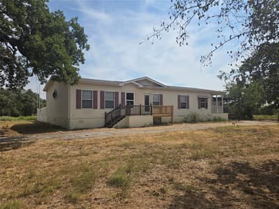 1331 Jay Bird Road, Springtown TX 76082 - Photo 2