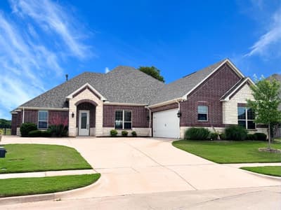 2025 Clive Drive, Granbury TX 76048 - Photo 2