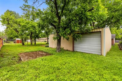 2700 Briarwood Lane, Bellmead TX 76705 - Photo 3