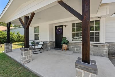 121 Austin Street, McGregor TX 76657 - Photo 2
