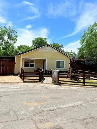 3028 Carnation Avenue, Fort Worth TX 76111