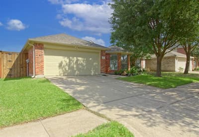 2007 Kings Forest Drive, Heartland TX 75126 - Photo 3