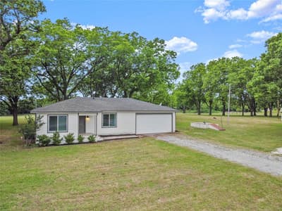 341 Reast Road, Whitesboro TX 76273