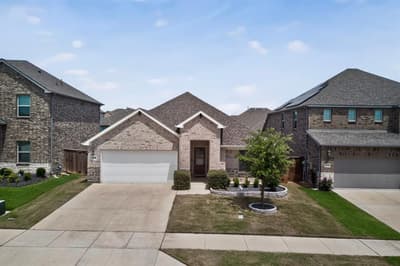 9537 Abington Avenue, Fort Worth TX 76131