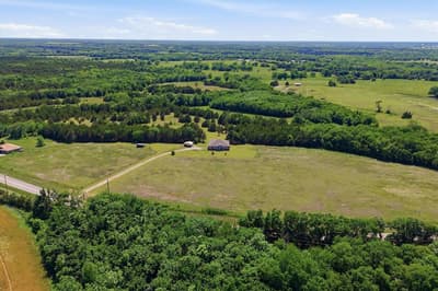 4764 S Fm 271, Bonham TX 75418