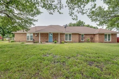 3323 Dasher Street, Lancaster TX 75146