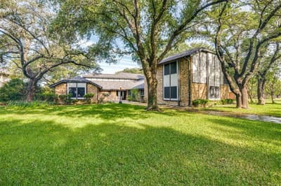 9 Stillwaters Drive, Heath TX 75032