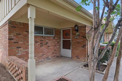 1607 Windlea Drive, Euless TX 76040 - Photo 3