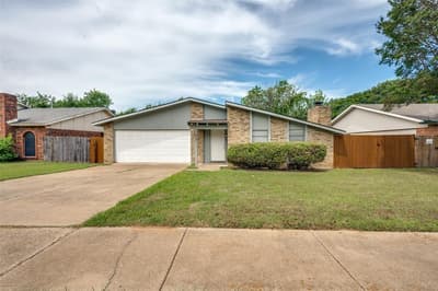 4708 Woodfield Drive, Arlington TX 76016