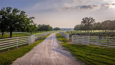 24183 S US 281, Hico TX 76457 - Photo 3