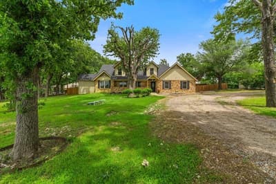 3703 NW County Road 0016, Corsicana TX 75110 - Photo 2