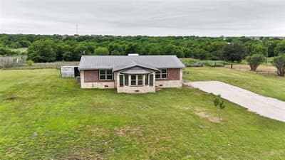 9717 Limestone Court, Joshua TX 76058 - Photo 2