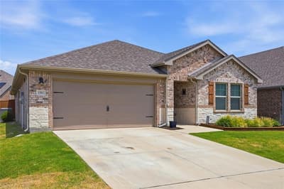 1501 Pleasant Knoll Trail, Aubrey TX 76227 - Photo 3