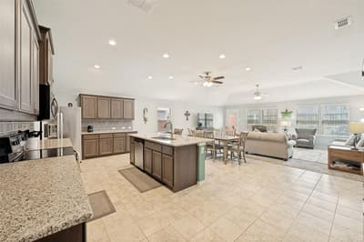 3905 Bridle Path Lane, Sanger TX 76266 - Photo 3
