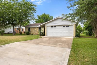606 Nancy Drive, Glen Rose TX 76043 - Photo 3