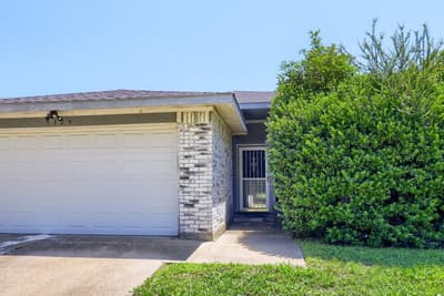9324 Teagarden Road, Dallas TX 75217 - Photo 3