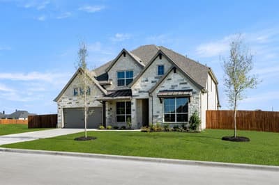 108 Prairie Wolf Court, Godley TX 76044 - Photo 2