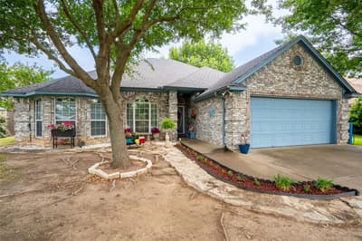 623 Newlin Lane, Granbury TX 76048