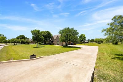 109 Aledo Pointe Drive, Aledo TX 76008 - Photo 2