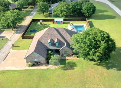 2601 NE 23rd Street, Mineral Wells TX 76067 - Photo 3