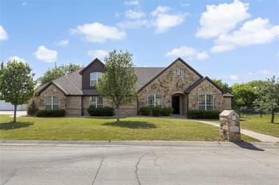 544 Hubbard Circle, Nevada TX 75173