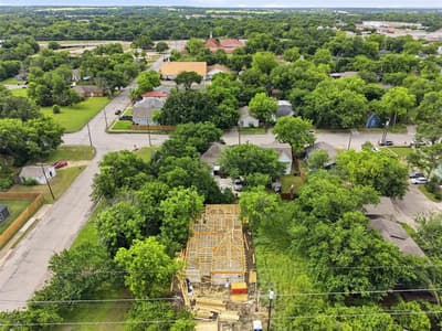 306 Royal Street, Cleburne TX 76031 - Photo 4