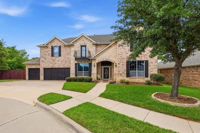 201 Fountainview Drive, Euless TX 76039