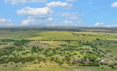 271 County Road 3440, Clifton TX 76634 - Photo 2