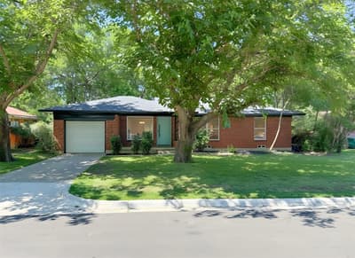 1812 Carlton Street, Denton TX 76201