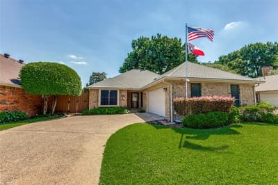 2713 Laurel Oaks Drive, Garland TX 75044 - Photo 2