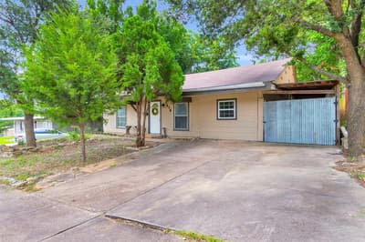 918 Garden Drive, Garland TX 75040 - Photo 4