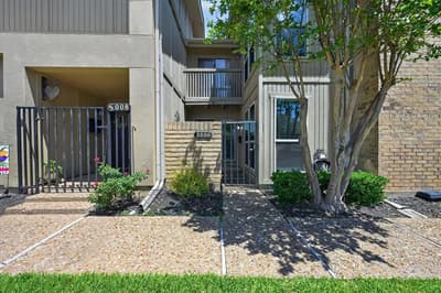 3006 Wayside Drive, Bedford TX 76021