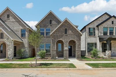 2729 Kobuk Drive, Corinth TX 76210 - Photo 2