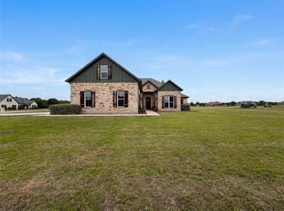 725 Cheyenne Trail, Trenton TX 75490