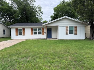 520 NW King Street, Burleson TX 76028 - Photo 5