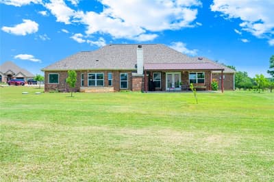 109 Falcons Eye Court, Weatherford TX 76087 - Photo 3