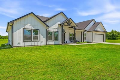 689 Dill Road, Weatherford TX 76085 - Photo 3