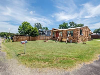 310 Pency Drive, Brownwood TX 76801 - Photo 4
