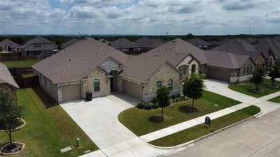 3615 Rolling Meadows Drive, Grand Prairie TX 76065