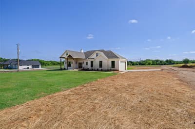 4406 Colony Road, Granbury TX 76048 - Photo 2