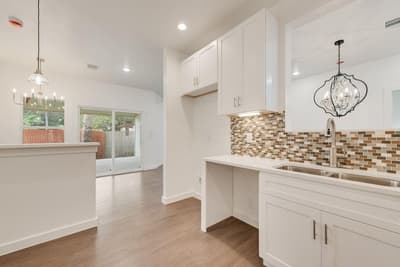 2706 Lenway Street, Dallas TX 75215 - Photo 4